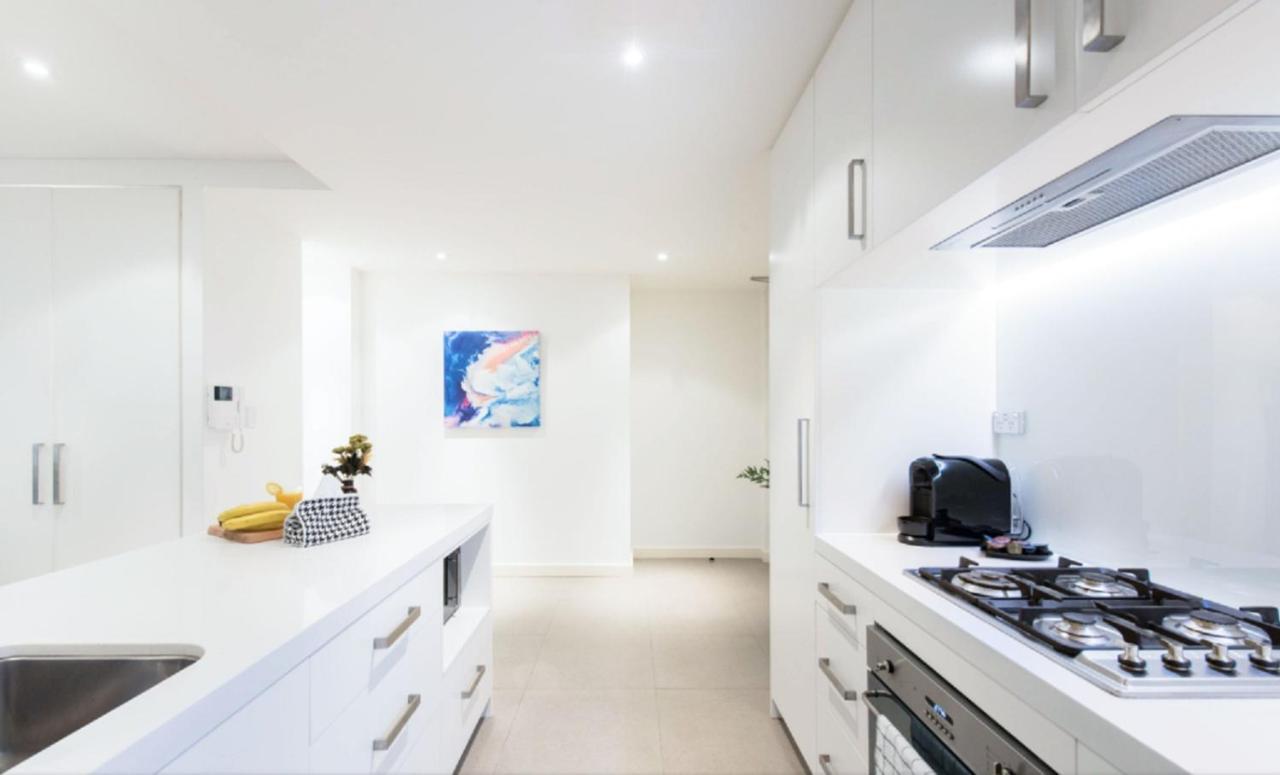 مدينة هوشي منه Rivergate Apartment With Central View المظهر الخارجي الصورة